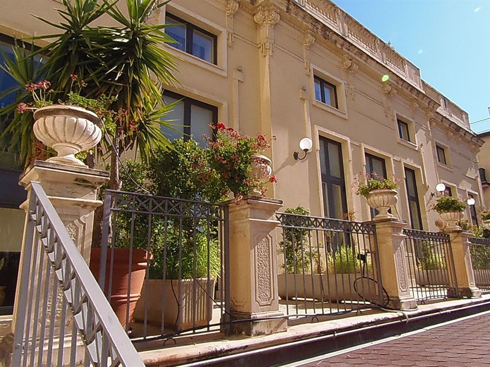 Hotel Villa Cibele Catánia Buitenkant foto