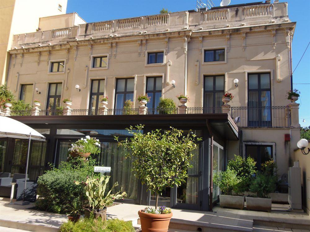 Hotel Villa Cibele Catánia Buitenkant foto
