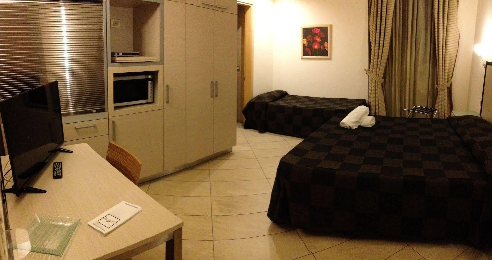 Hotel Villa Cibele Catánia Buitenkant foto