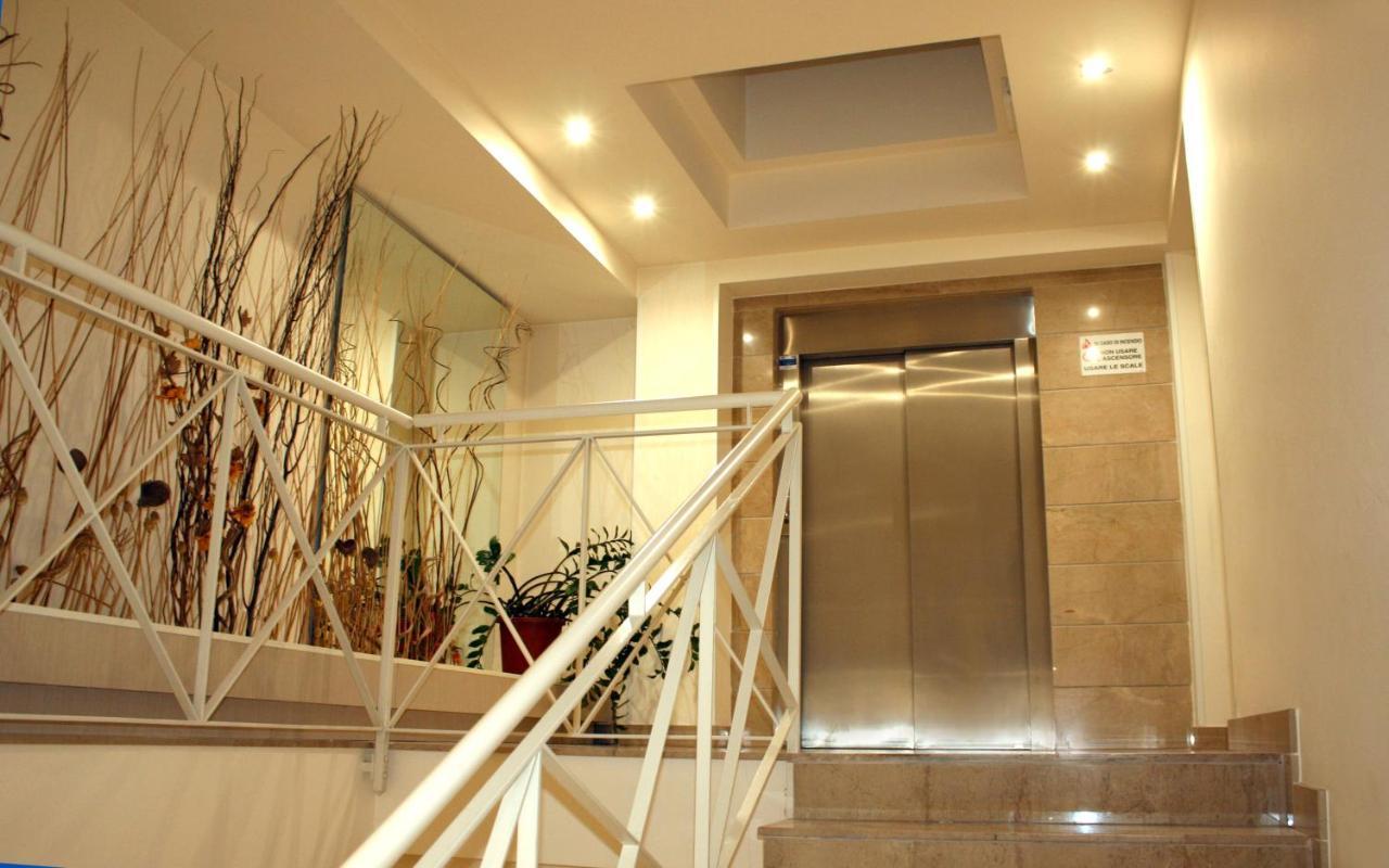 Hotel Villa Cibele Catánia Buitenkant foto