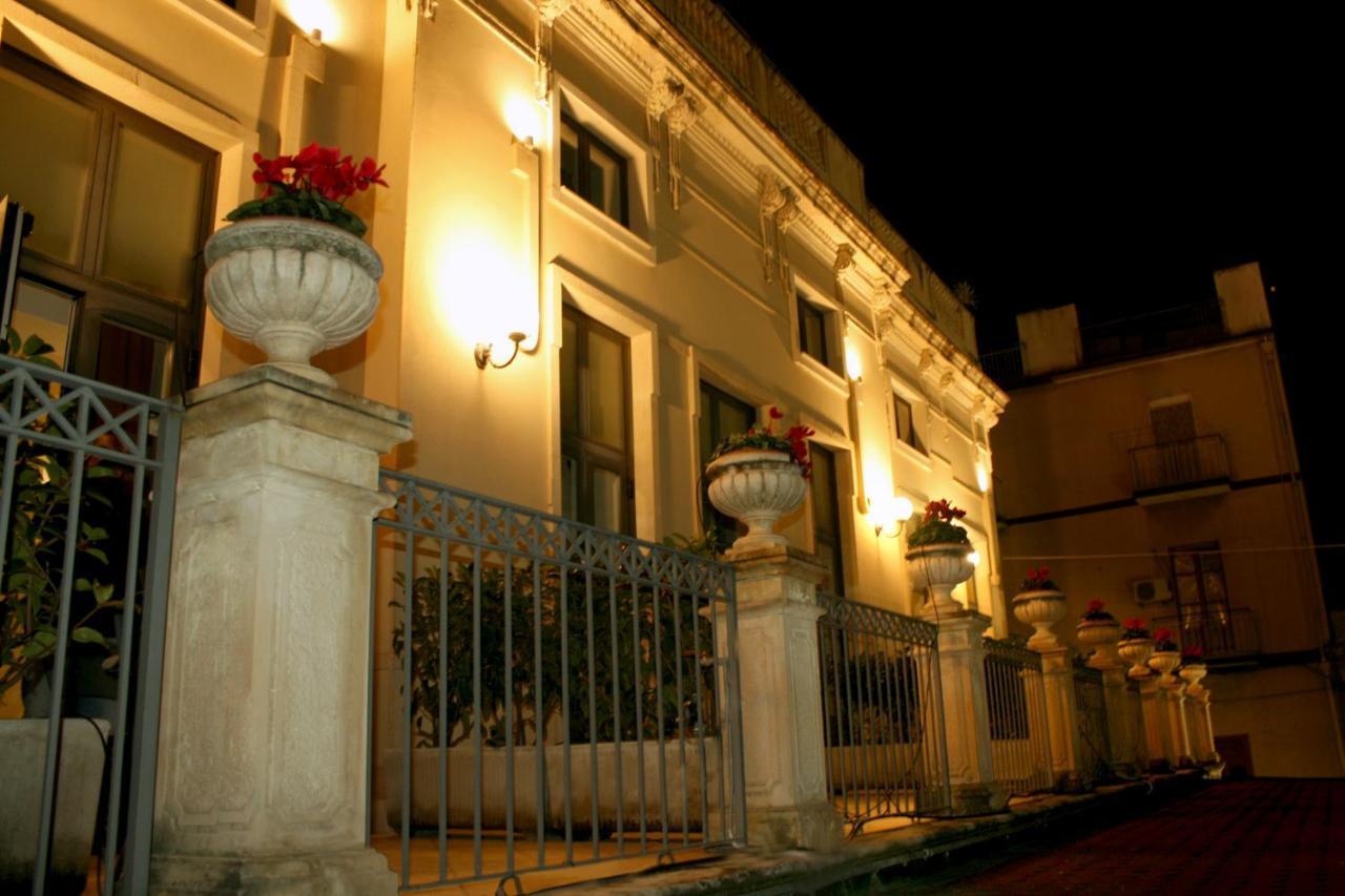 Hotel Villa Cibele Catánia Buitenkant foto