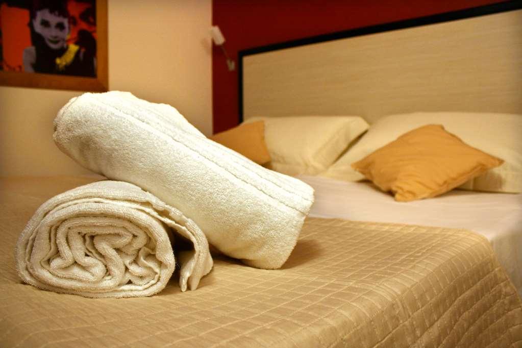 Hotel Villa Cibele Catánia Kamer foto