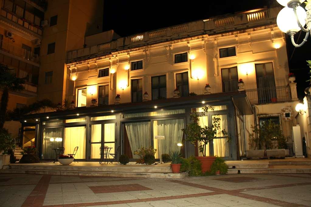 Hotel Villa Cibele Catánia Buitenkant foto